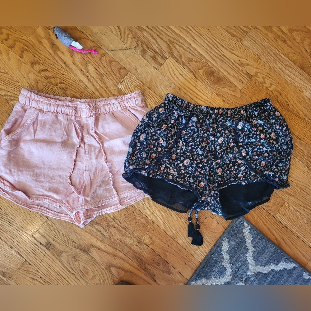 Womens American eagle flowy shorts size small